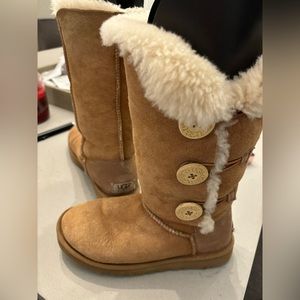 Ugg Bailey Button Triple Boot
